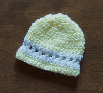 Easy crochet preemie beanie baby hat